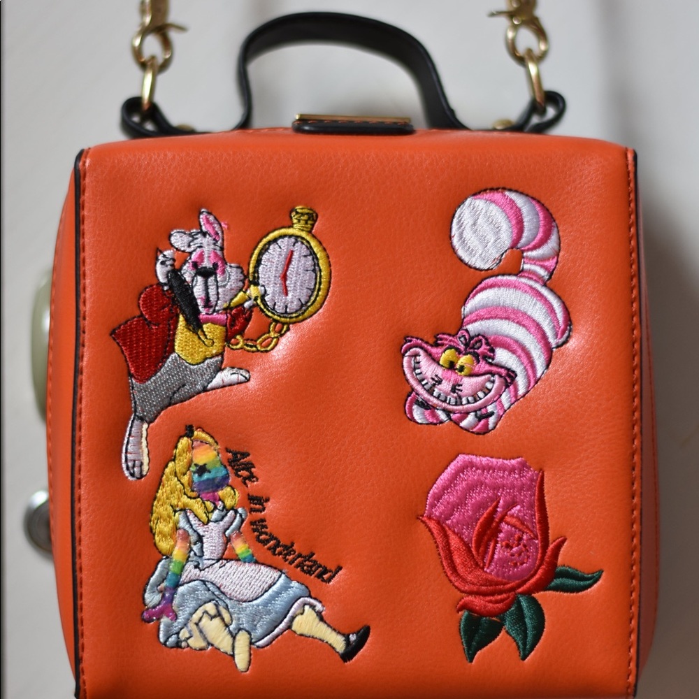 Disney Alice in Wonderland theme crossbody purse